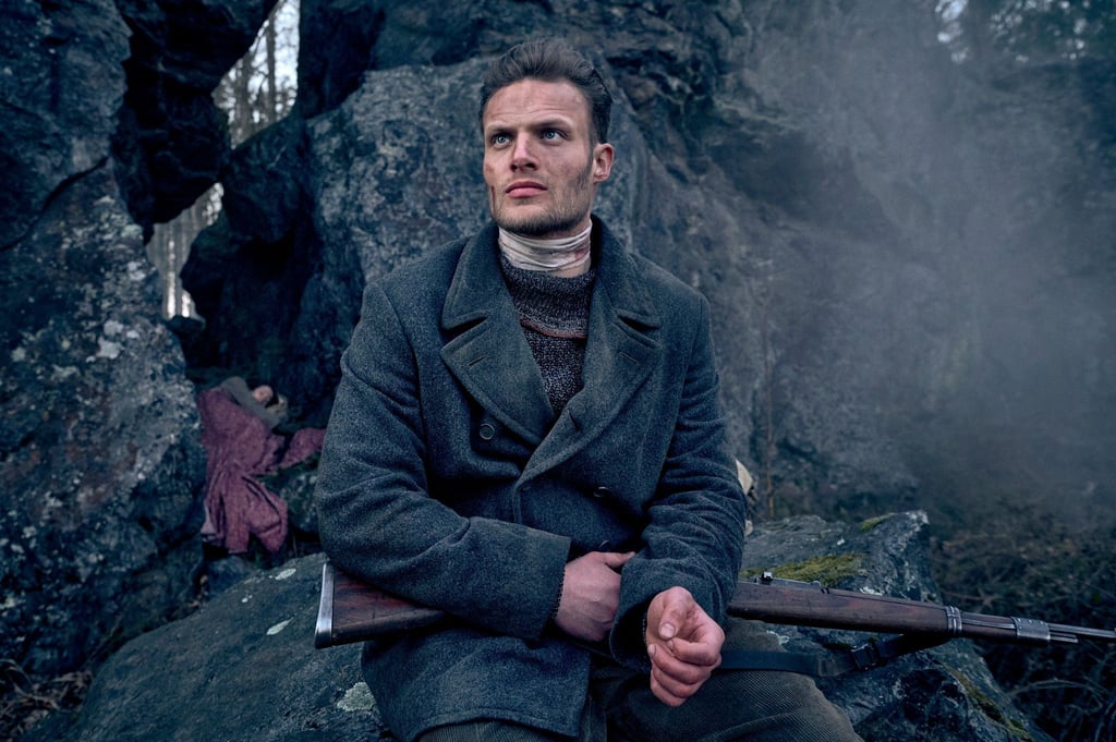 Schauspieler Robert Maaser als Heinrich in einer Szene aus „Blood & Gold“.