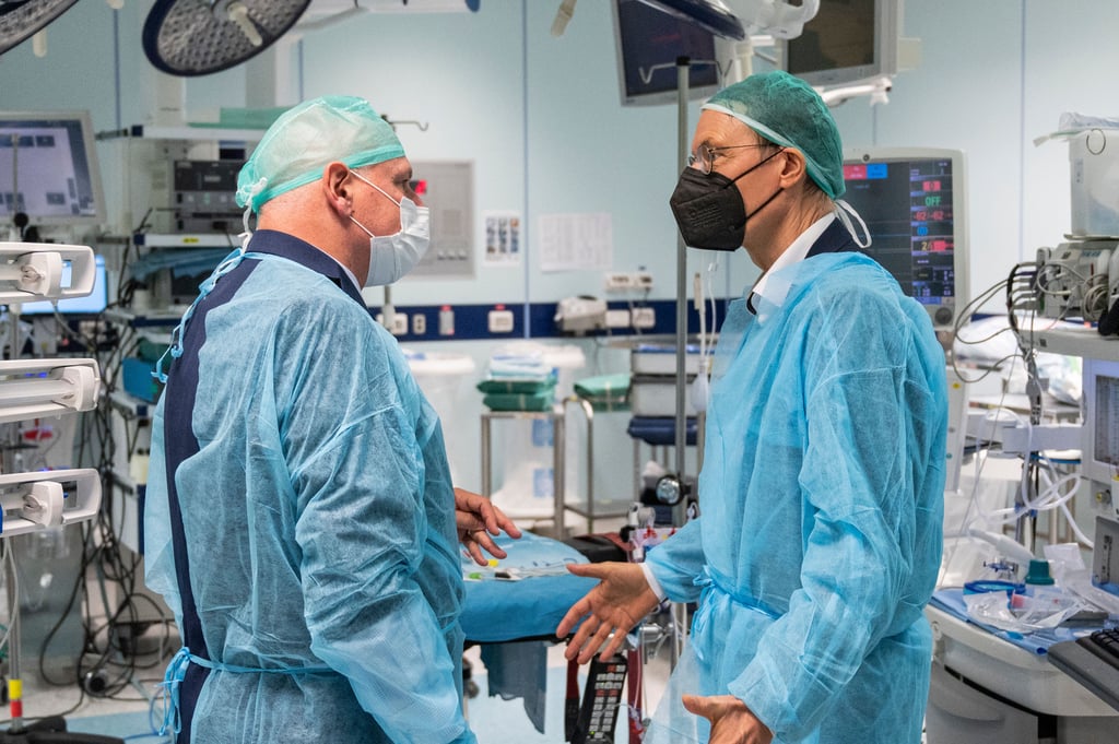 Krankenhausreform Lauterbachs größte Operation