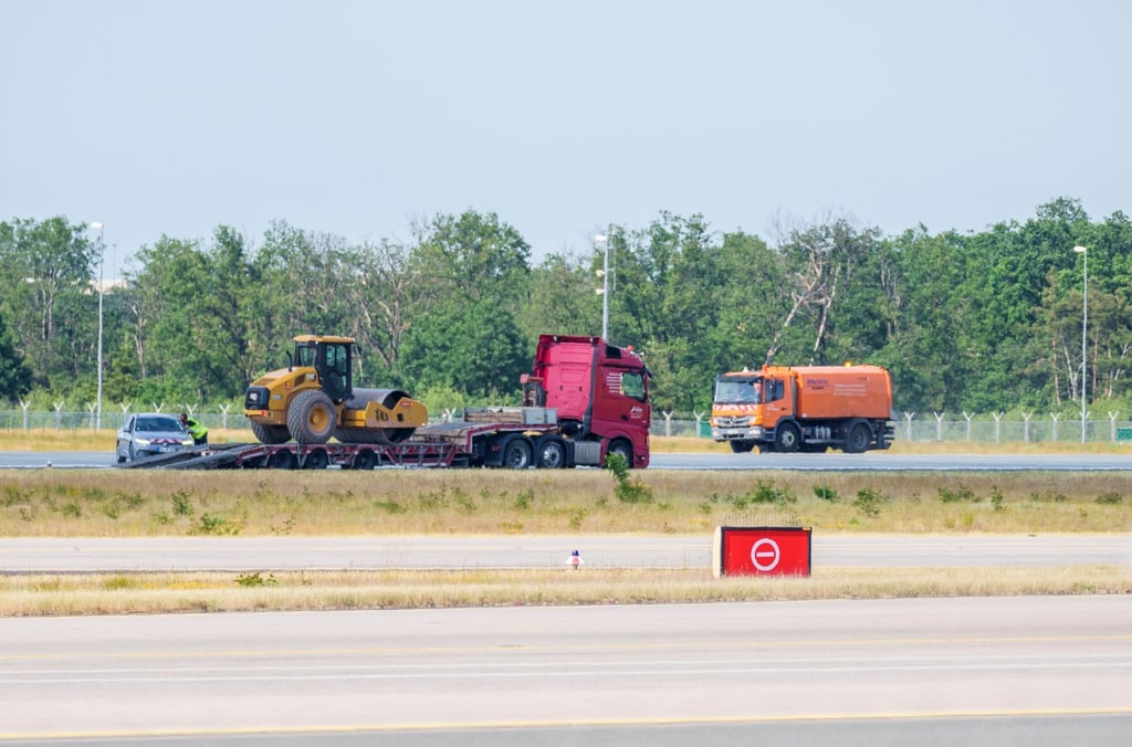 Bereits nach wenigen Betriebsstunden musste eine frisch sanierte Landebahn auf dem Frankfurter Flughafen kurzzeitig wieder geschlossen werden.