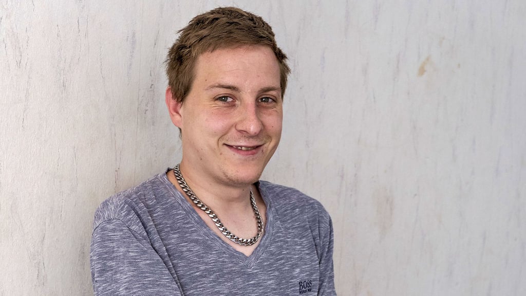 Acht Operationen hat Kay-Uwe Schneider hinter sich: Inzwischen hat er wieder Gefühl im Arm.