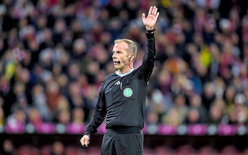 Es fehlen - hier Schiedsrichter Marco Fritz - im Land Referees.