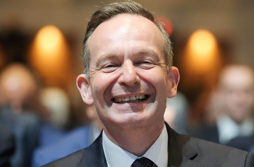 Volker Wissing (FDP), Bundesverkehrsminister, hat angesichts der Zahlen zum Deutschlandticket Grund zur Freude.