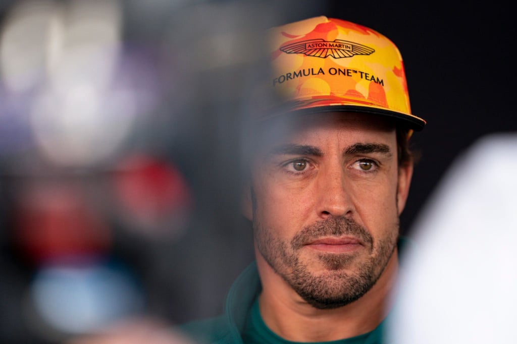 Fernando Alonso ist im Alter von 41 Jahren vor dem Grand Prix in Katalonien überraschend WM-Dritter.