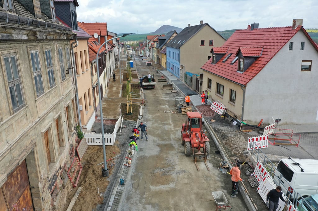 Symbolfoto - Der Ausbau der Nußbreite in Eisleben