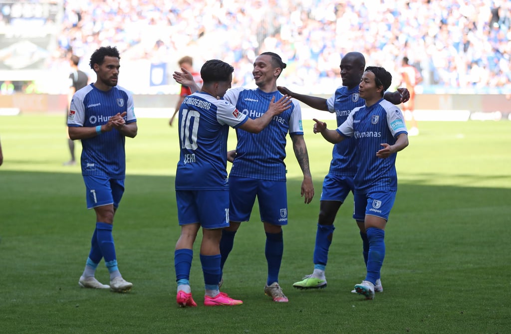 Könnten auch in der kommenden Saison wie hier beim 4:0 gegen Bielefeld jubeln: Herbert Bockhorn (v. l.), Jason Ceka, Baris Atik, Amara Condé und Tatsuya Ito.