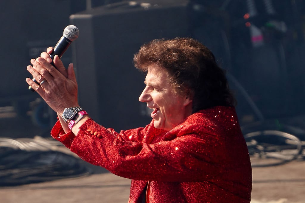 Schlagersänger Olaf tritt als special guest auf der Hauptbühne von Rock am Ring auf.
