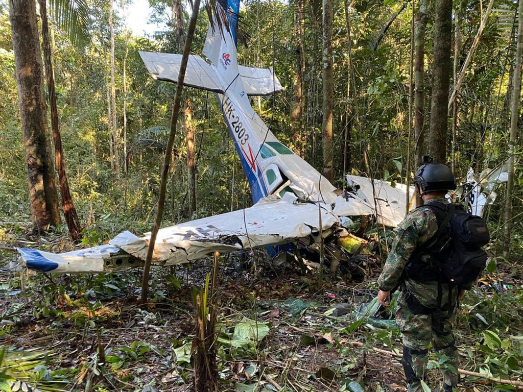 Das Wrack der Cessna C206, die am 18. Mai 2023 im kolumbianischen Dschungel abgestürzt ist.