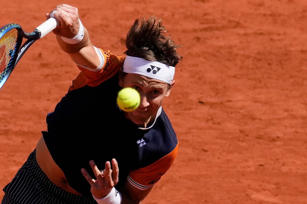 Hat das Achtelfinale der French Open erreicht: Casper Ruud in Aktion.