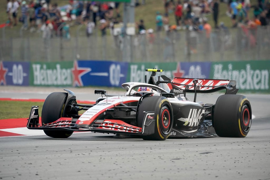 Nico Hülkenberg zeigte im Training in Barcelona eine starke Leistung.