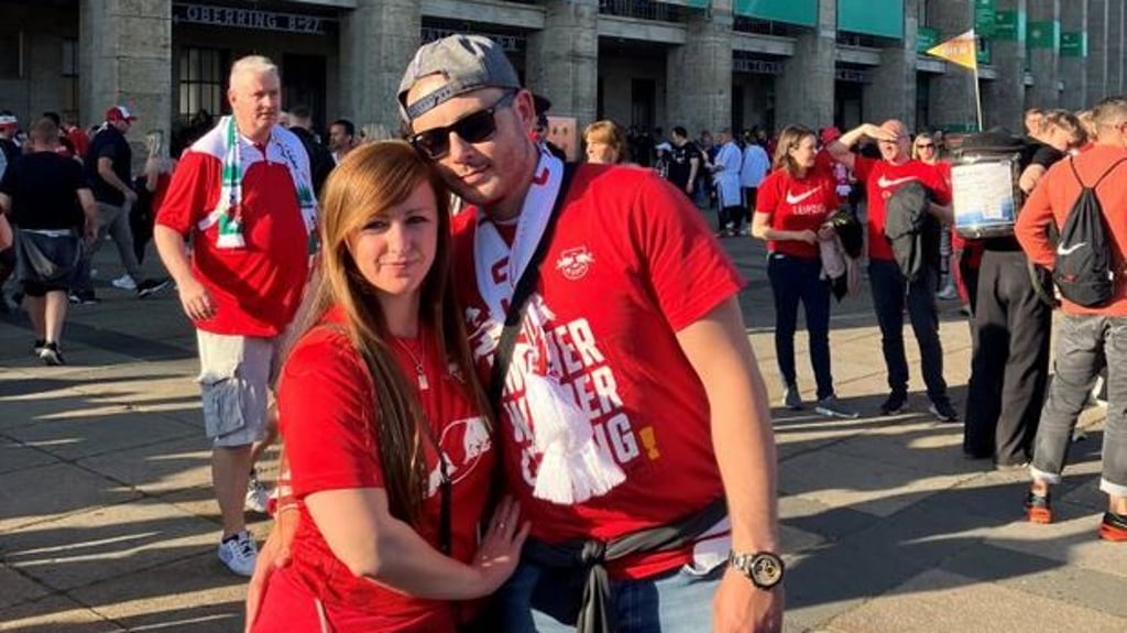 Theresa und René haben sich über den Fußball kennengelernt. Heute sind sie begeisterte RB-Fans.
