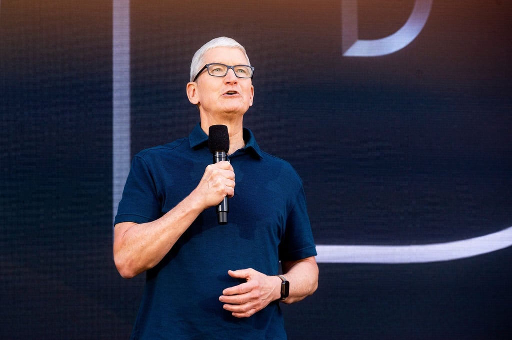 Apple-Chef Tim Cook während einer Präsentation. Auf Twitter kündigte Apple für seine Entwicklerkonferenz WWDC nicht weniger als eine „neue Ära“ an.