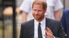 Prinz Harry trifft vor einer Anhörung vor dem Royal Courts Of Justice ein.