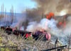 Der Waldbrand am Brocken hat am Sonntag und am Montag mehr als 100 Einsatzkräfte in Atem gehalten.