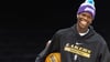 Der deutsche Nationalspieler Dennis Schröder von den Los Angeles Lakers beim Aufwärmen.