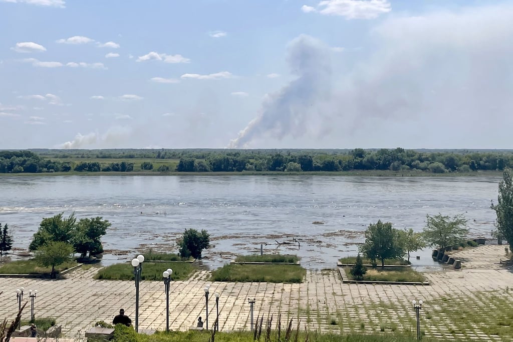 Der Dnipro ist nach der Sprengung des Kachowka-Staudamms über die Ufer getreten.
