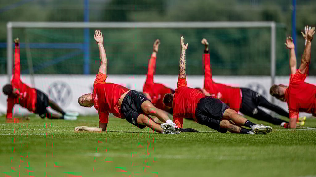 Stretchen für die neue Saison: der Kader von RB im Vorbereitungslager auf die vergangene Spielzeit