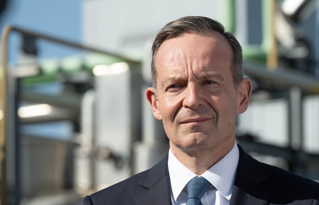 Bundesverkehrsminister Volker Wissing (FDP) will Geld in die Hand nehmen, um das Schienennetz zu modernisieren.