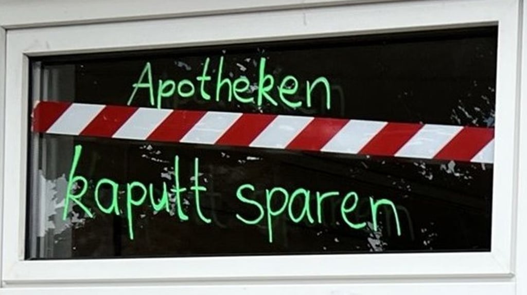 Nicht nur die Corvinus-Apotheke in Colbitz protestiert.