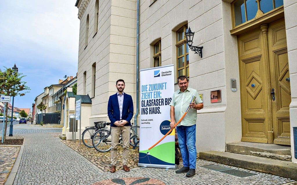 Schnelles Internet für alle: Die Kemberger Stadtverwaltung hat mit dem Unternehmen Deutsche Glasfaser einen Kooperationsvertrag geschlossen.