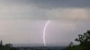 Der Deutsche Wetterdienst warnt am Donnerstag vor Gewittern und Starkregen in Sachsen-Anhalt.