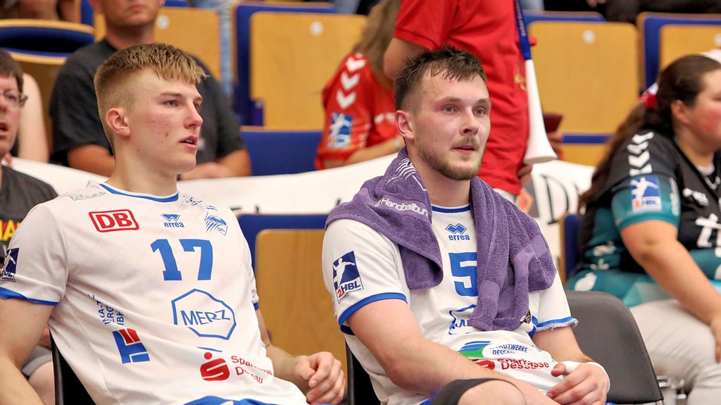 Leer Blicke bei Luka Baumgart (l.) und Timo Löser.