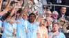 Ilkay Gündogan (M) will mit Manchester City in seinem vielleicht letzten Spiel für den Club das Champions-League-Finale gewinnen.