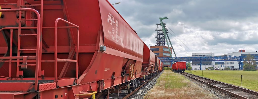 Auf werkeigener Bahnlinie verlassen 81 Prozent der jährlich produzierten Kali-Menge das Zielitzer Werk, der Löwenanteil wird in den Hamburger Hafen gebracht.