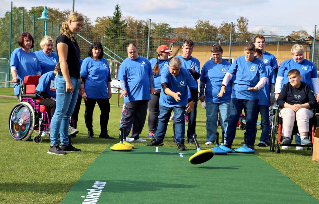 Bei den Kreissportspielen - ohne Grenzen können Menschen mit und ohne Behinderung gemeinsam an Wettbewerben teilnehmen.