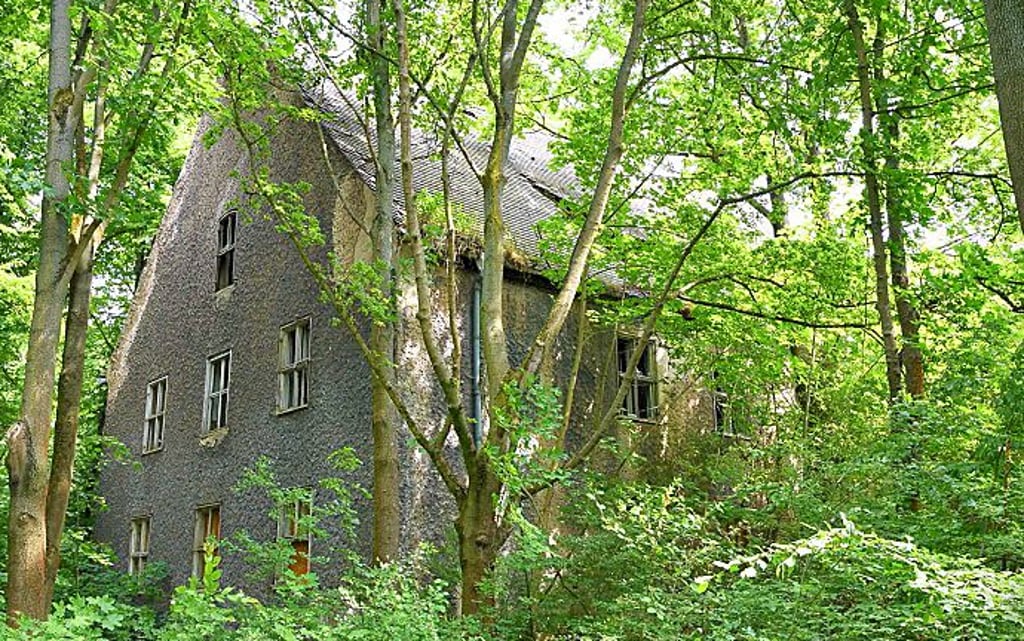 Eines der sieben Gebäude unweit der Landkreisverwaltung
