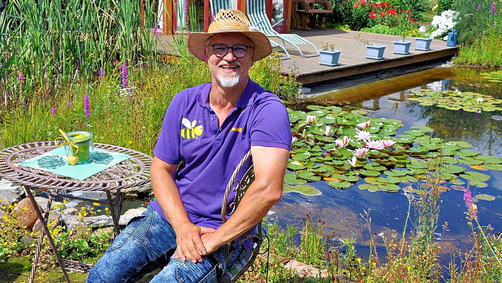 Thomas Kostka öffnet seinen Garten in Altenplathow.