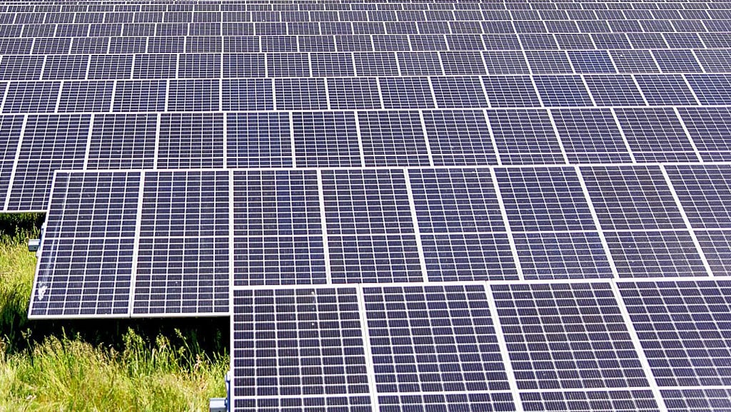Inzwischen hat der Jerichower Stadtrat den Weg für fünf Solarparks in der Einheitsgemeinde geebnet.