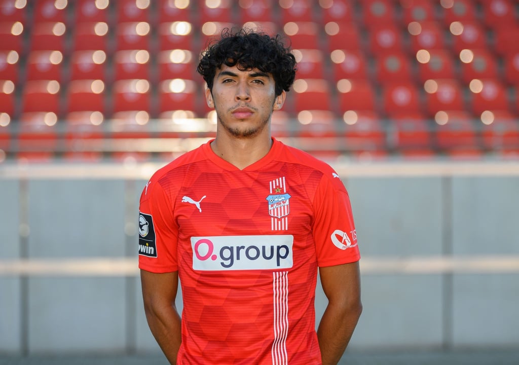 Johan Gómez vom FSV Zwickau schaut in die Kamera.