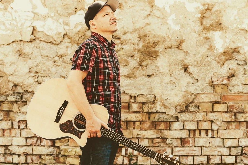 Marc Roca spielt am Mittwoch im Café Treibgut.