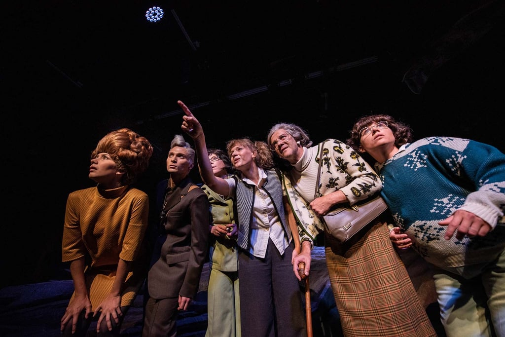 Szene aus "Mr. Gum und der sprechende Kirschbaum" am Theater Magdeburg.