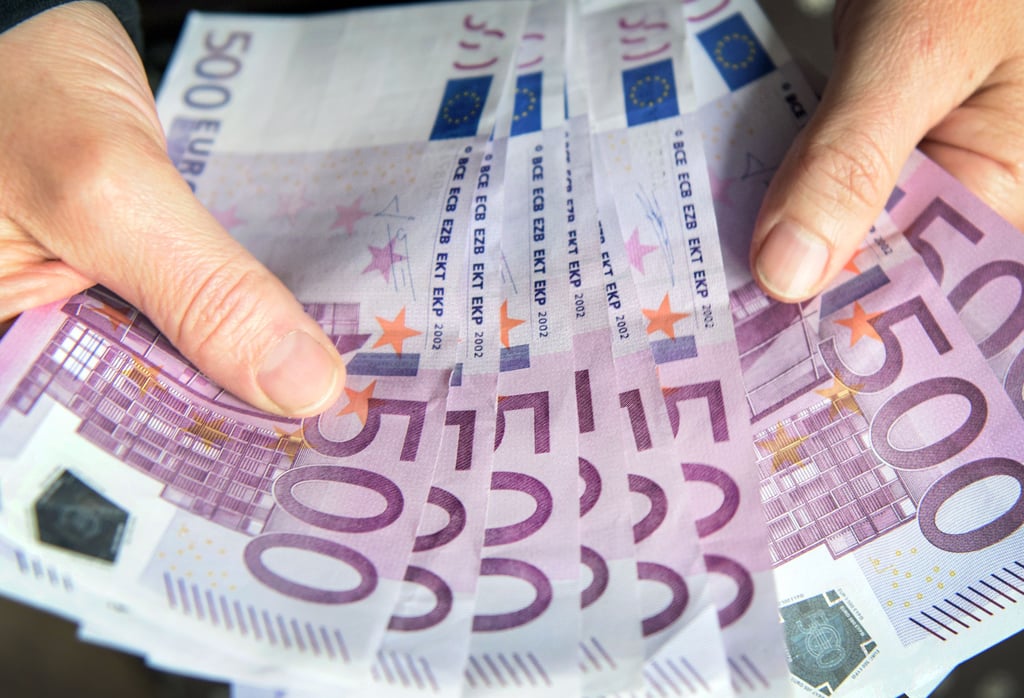 Vor dem Hintergrund des Mangels an Fachkräften setzen Sachsen-Anhalts Landkreise bei der Personalgewinnung teilweise auf die Zahlung von Zulagen.
