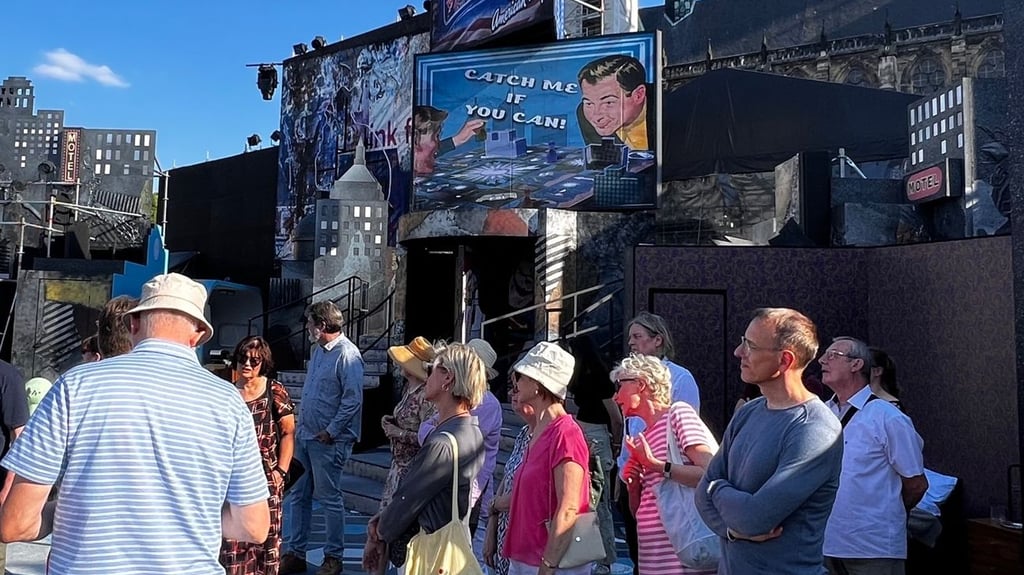 Domplatz-Open-Air: Theater Magdeburg bietet Touren auf Domplatz an