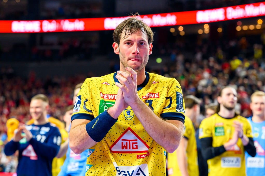 Uwe Gensheimer wird den Rhein-Neckar Löwen wegen einer Kreuzband-Meniskus-Verlettzung voraussichtlich in Teilen der Hinrunde der neuen Saison fehlen.