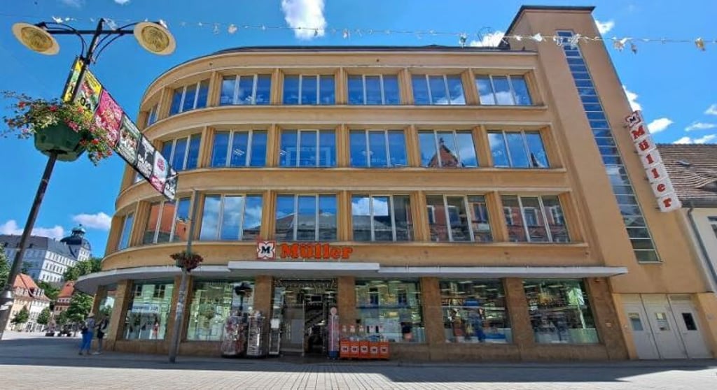 Das Müller-Kaufhaus ist und bleibt der größte Einzelhändler in der Weißenfelser Innenstadt.