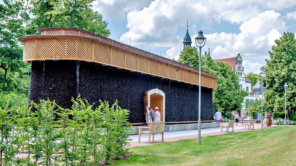 Das Gradierwerk in Bad Schmiedeberg: eine Attraktion oder ein „Fall von Steuerverschwendung“?