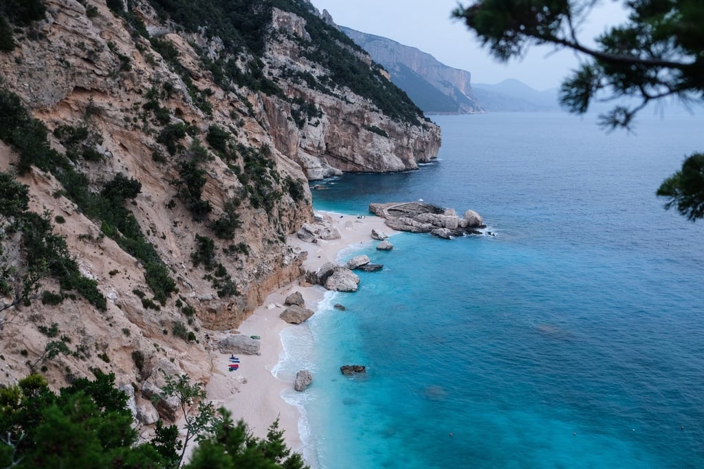 Traumbadeziel: An Sardiniens Küste ist die Dichte ausgezeichneter Strände besonders hoch.
