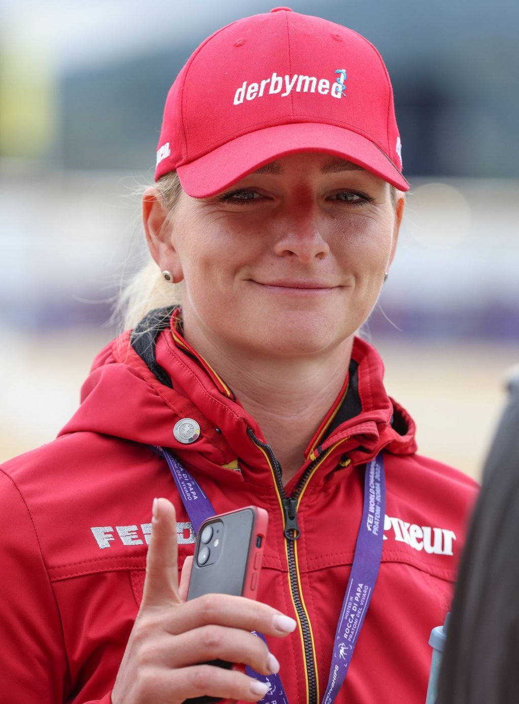 Pferdesport: Weltmeisterschaft, Vielseitigkeit. Dressurreiterin Julia Krajewski (Deutschland) aufgenommen am Rande des Wettbewerbs.