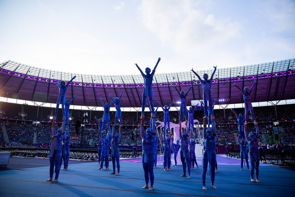 Avatar-Darsteller treten bei der Eröffnungsfeier der Special Olympics World Games Berlin 2023 auf.