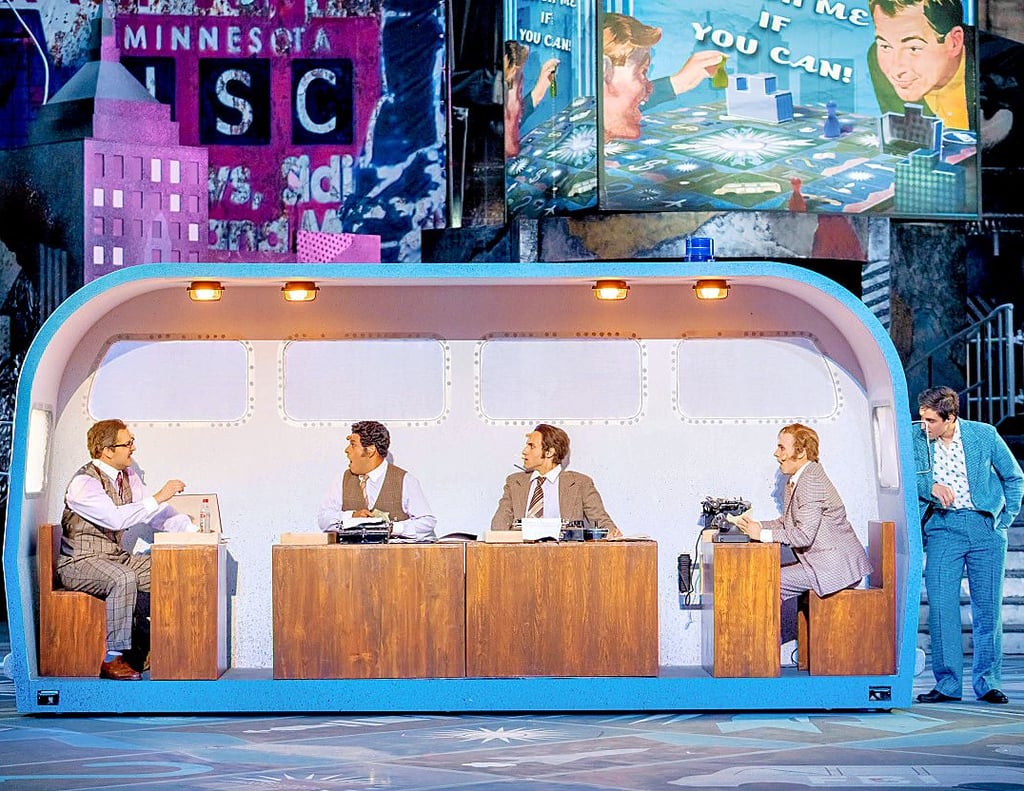 Das FBI-Büro (v. l.): David Arnsperger, Manuel Lopez, Tobias Stemmer, Leopold Lachnit und an der Seite Philipp Büttner.