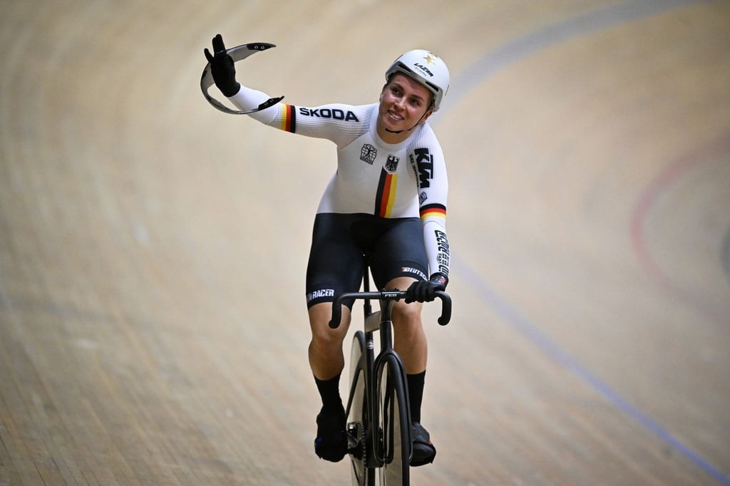 Emma Hinze hat auch den Sprint-Wettbewerb gewonnen.