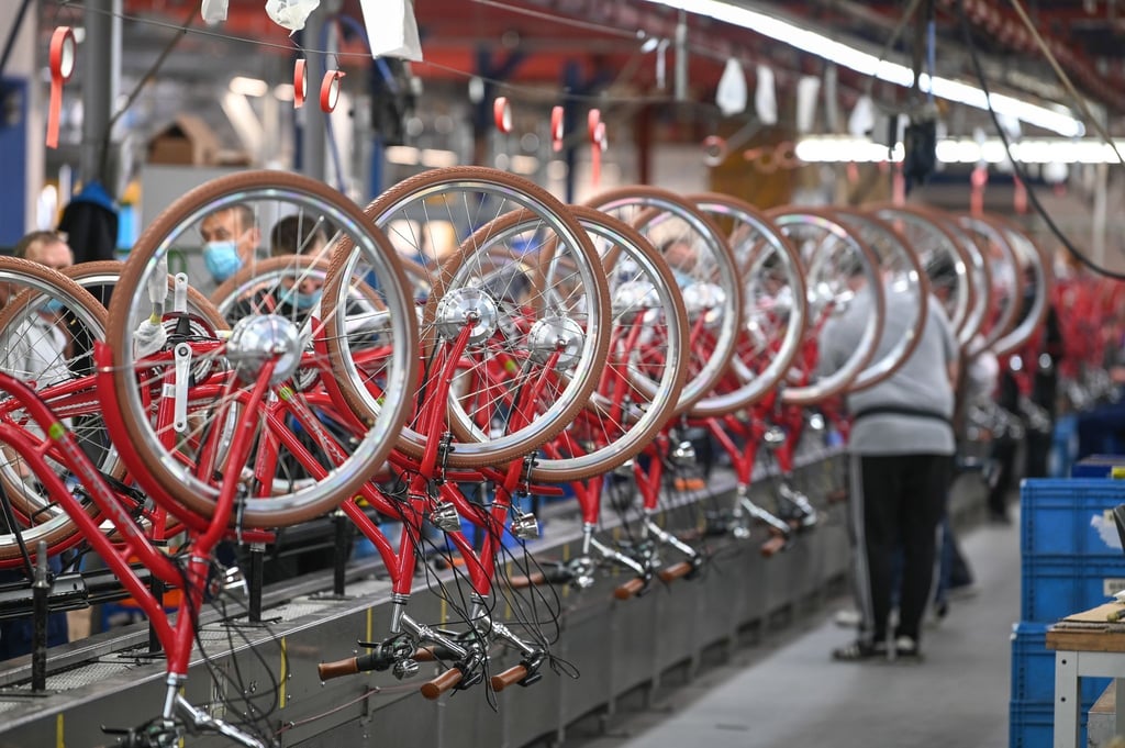 Lieferengpässe gehören der Vergangenheit an - dafür kämpft die Fahrradbranche mit neuen Problemen.
