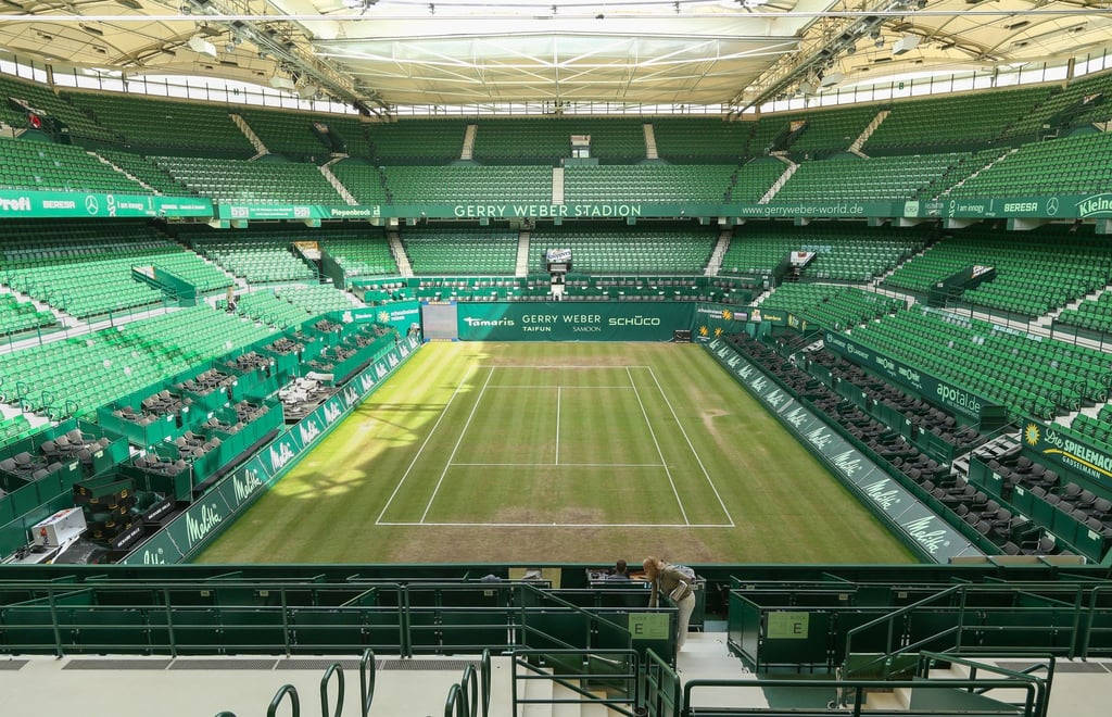 Blick in das leere Gerry Weber Stadion. Halle ist ein Kandidat für ein Masters-1000-Turnier.