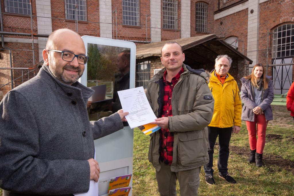Von dem Leader-Fördeprogramm konnten in der Vergangenheit unter anderem die Zeitzer Brikettfabrik und das Deubener Bergbaumuseum profitieren. Steffi Einecke (rechts) ist seit Ende vergangenen Jahres nicht mehr für die Leader-Management im Burgenlandkreis zuständig.