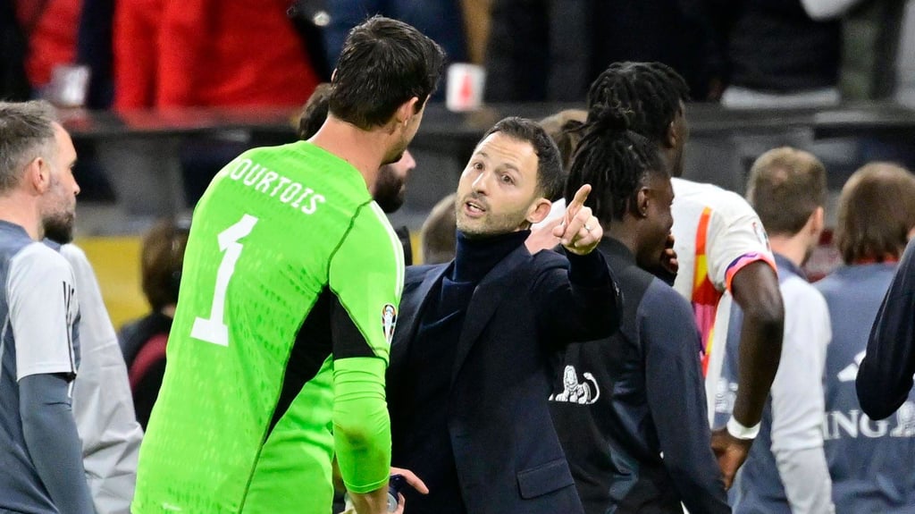 „Ich bin überrascht und schockiert”: Domenico Tedesco über die Abreise von Thibaut Courtois.