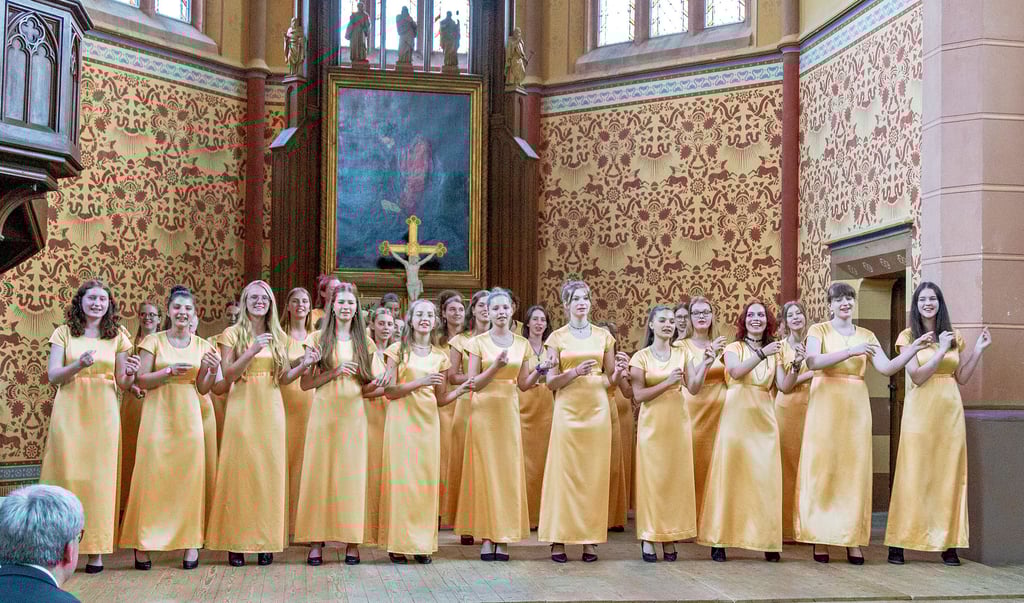 Sie gehören zur festen Größe des Letzlinger Musiksommers und begeisterten auch dieses Mal wieder mit ihren sehr unterschiedlichen Darbietungen in der Schlosskirche: der Mädchenchor Wernigerode unter der Leitung von Steffen Drebenstedt.