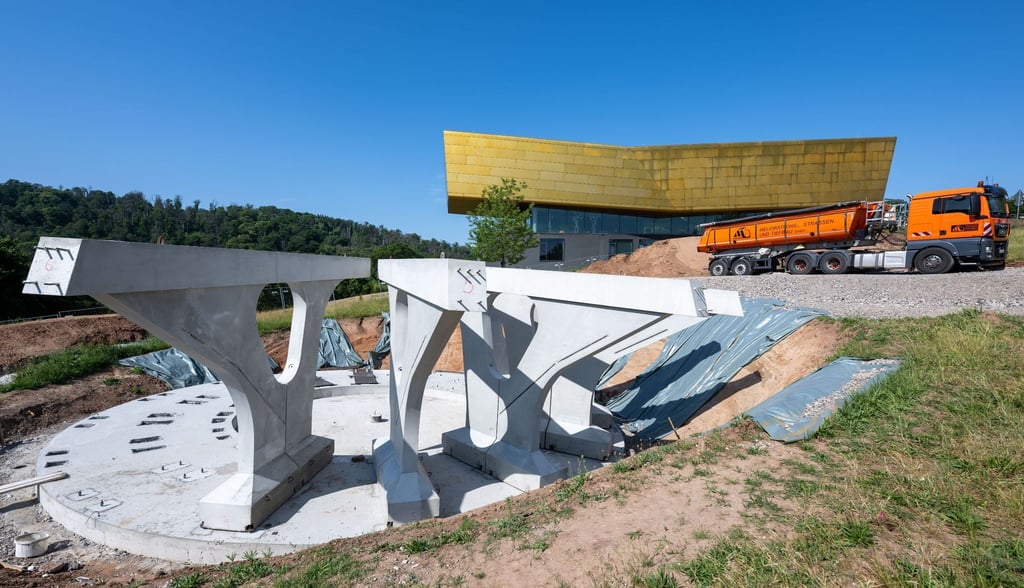 Bauarbeiten laufen um das Besucherzentrum „Arche Nebra“ am Fundort der Himmelsscheibe in Wangen.